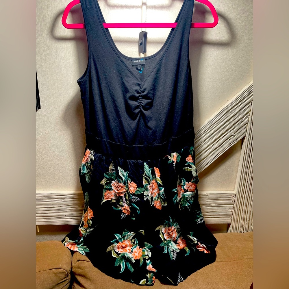 Super cute and comfy Torrid Romper size 1